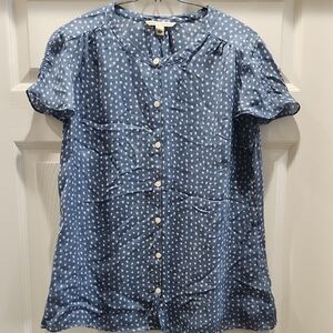 Banana Republic Navy and White Button-Up Blouse